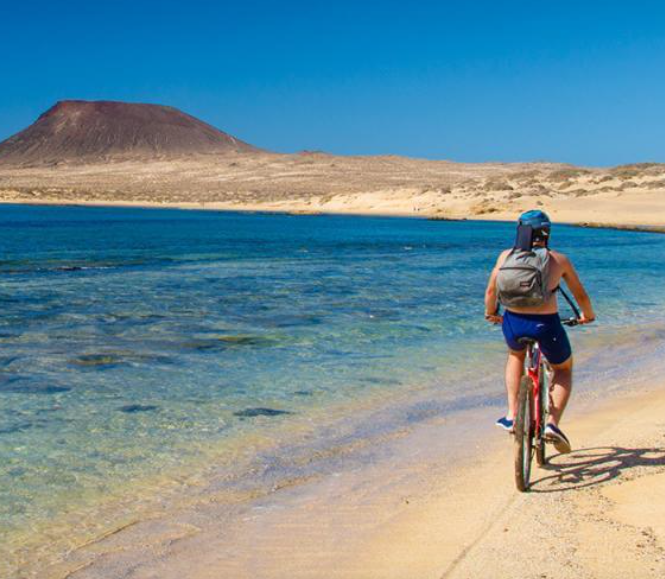 All-inclusive holidays in Fuerteventura, special one day in La Graciosa